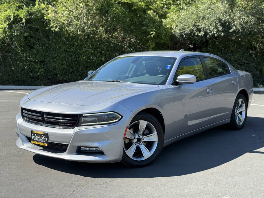 2017 Dodge Charger SXT RWD