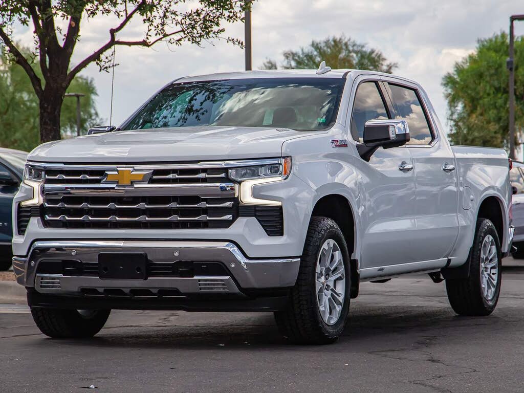 2022 Chevrolet Silverado 1500 LTZ Crew Cab 4WD
