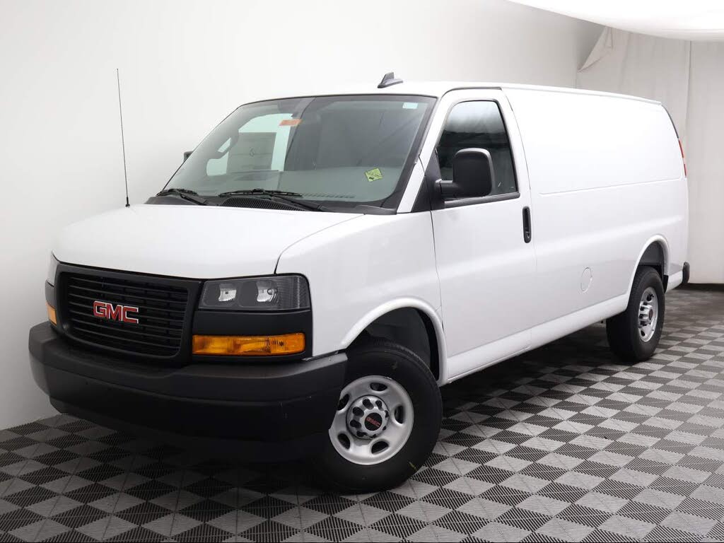 2025 GMC Savana Cargo 2500 RWD