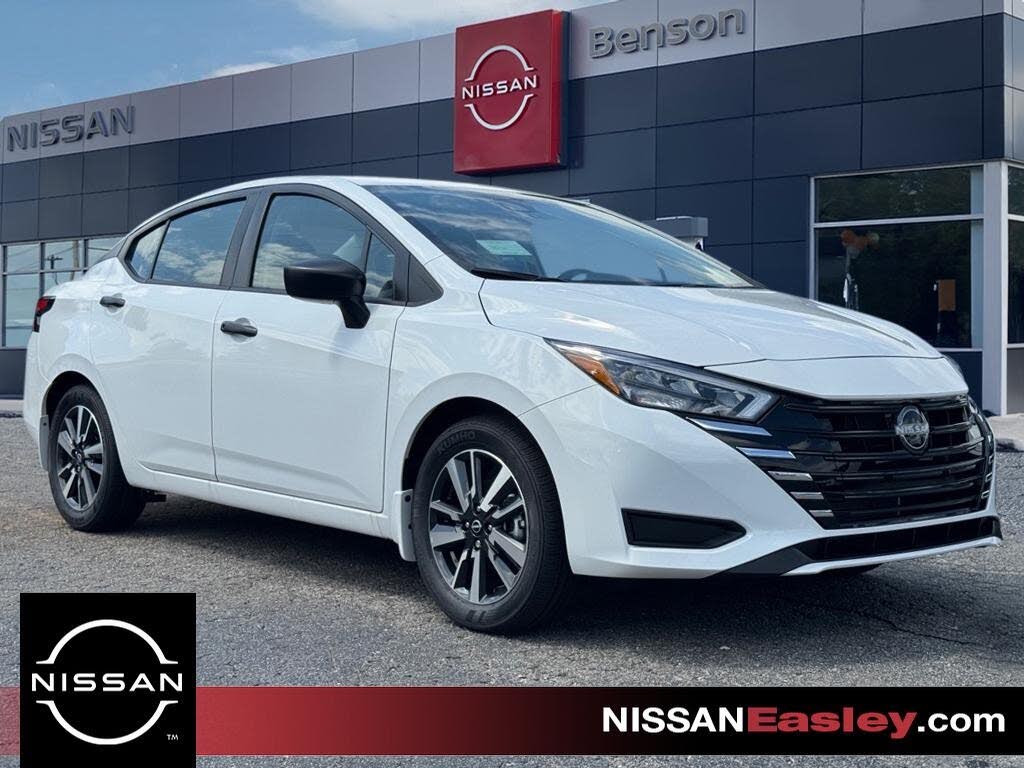 2025 Nissan Versa S FWD