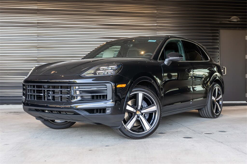 2025 Porsche Cayenne AWD
