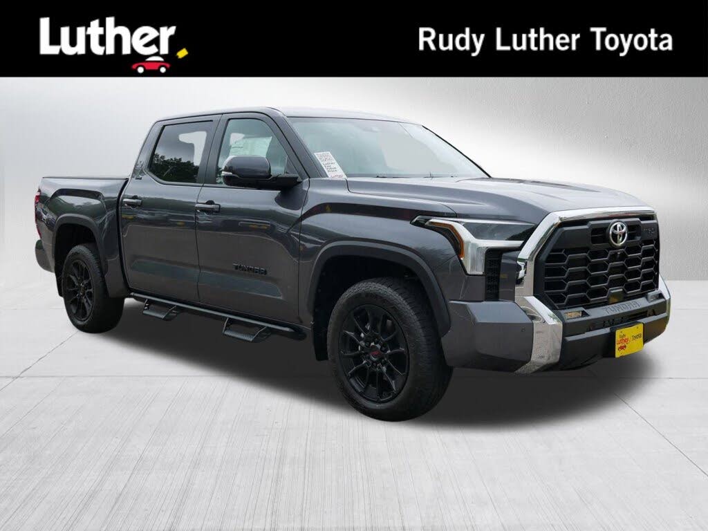 2025 Toyota Tundra SR5 CrewMax Cab 4WD