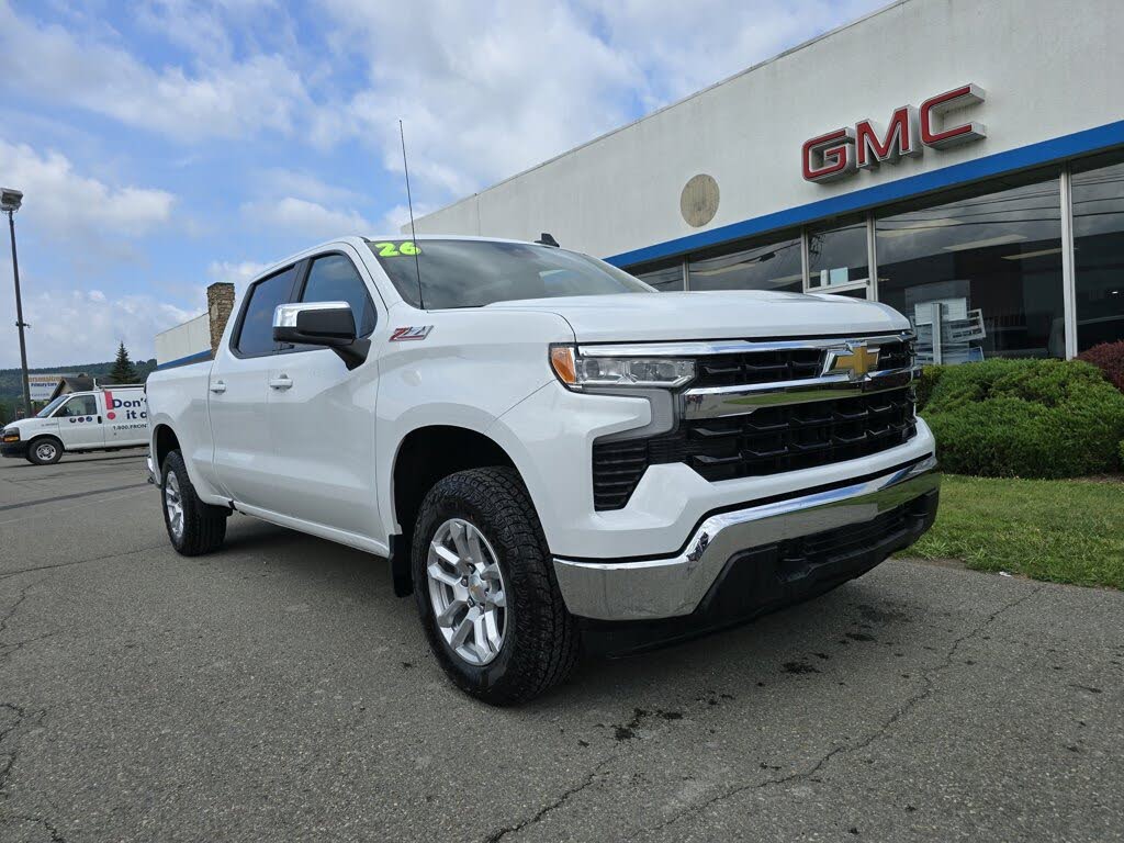 2026 Chevrolet Silverado 1500 LT Crew Cab 4WD