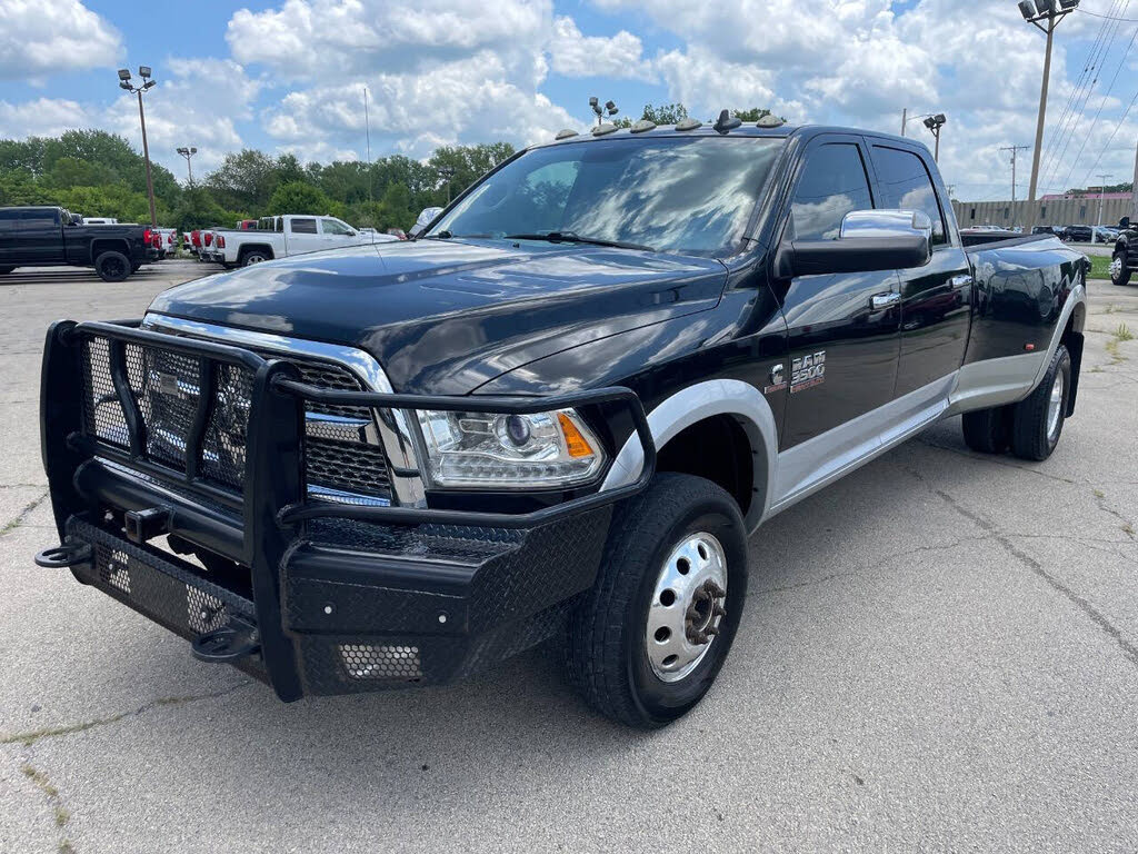 2018 RAM 3500 Laramie Crew Cab LB DRW 4WD