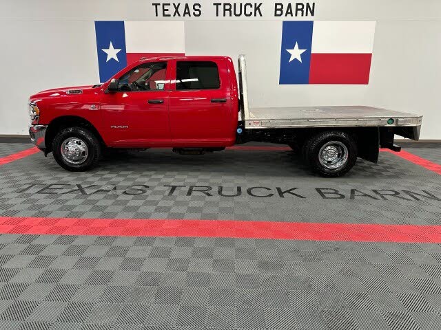 2019 RAM 3500 Chassis Tradesman Crew Cab DRW 4WD