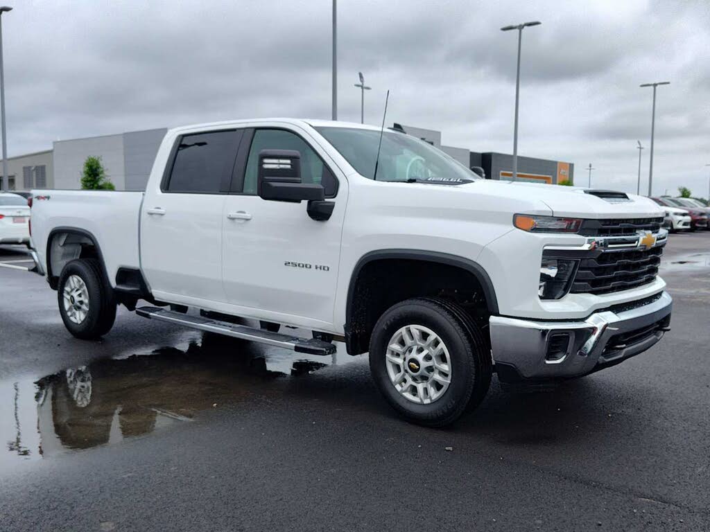 2024 Chevrolet Silverado 2500HD LT Crew Cab 4WD