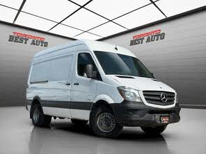 Mercedes-Benz Sprinter Cargo 3500 144 WB DRW RWD