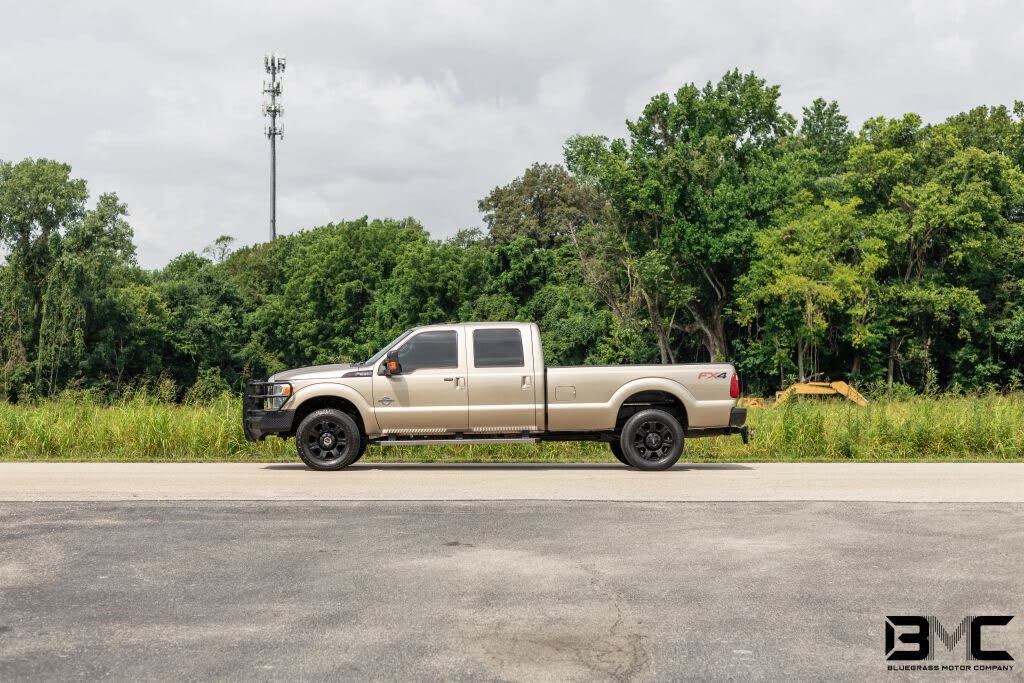2014 Ford F-350 Super Duty Lariat Crew Cab LB DRW 4WD
