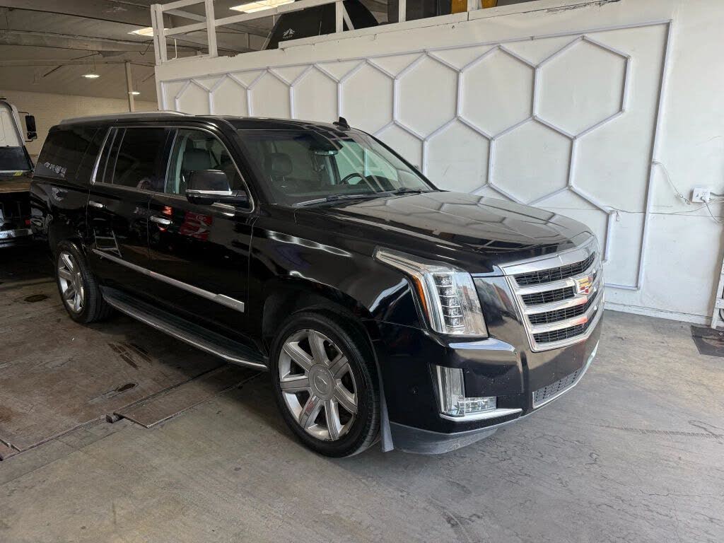 2019 Cadillac Escalade ESV Luxury 4WD