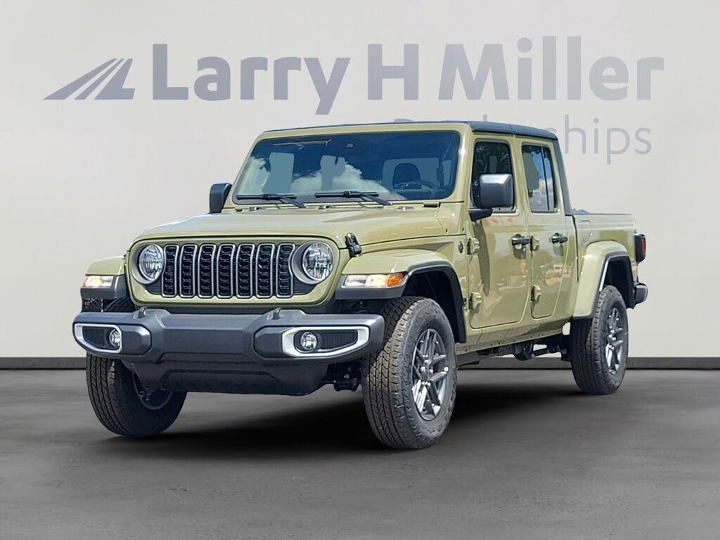 2025 Jeep Gladiator Sport S Crew Cab 4WD