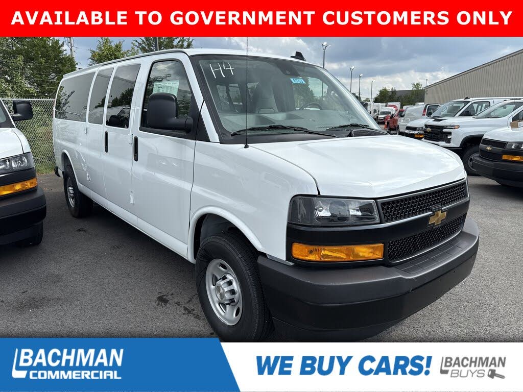 2025 Chevrolet Express 3500 LS Extended RWD