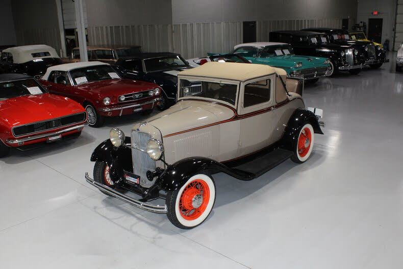 1932 Ford Model 18