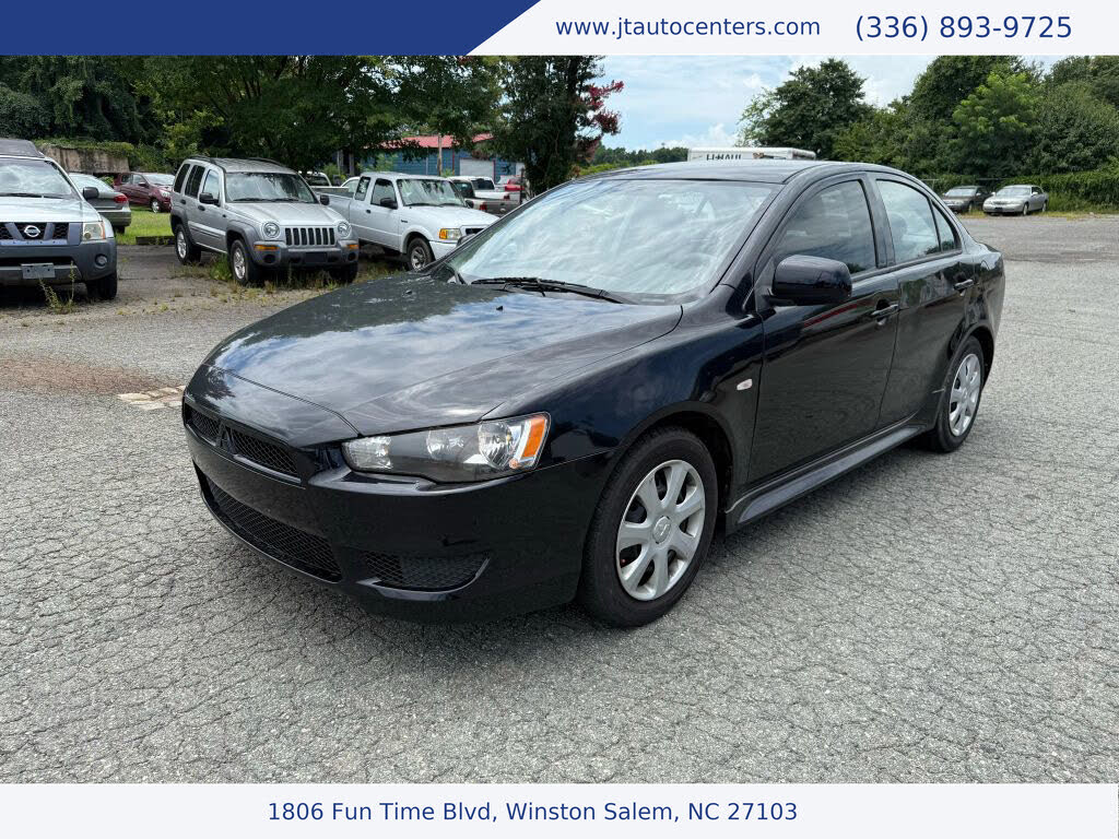 2013 Mitsubishi Lancer ES FWD