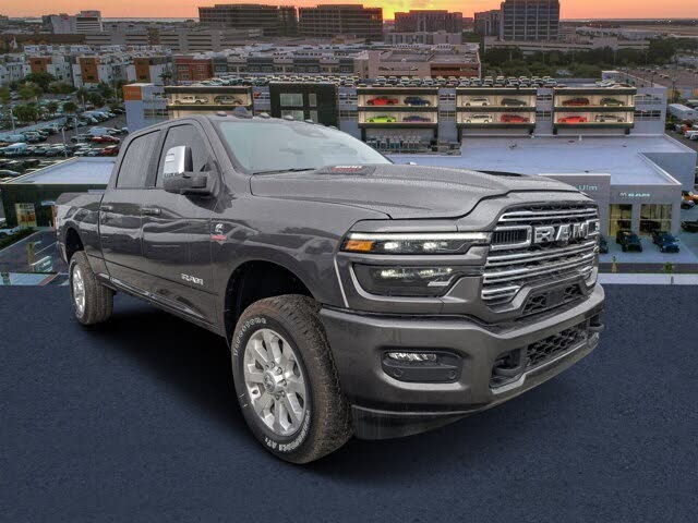 2025 RAM 2500 Laramie Crew Cab 4WD