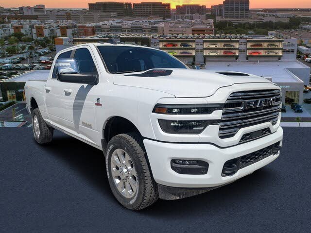 2025 RAM 2500 Laramie Crew Cab 4WD
