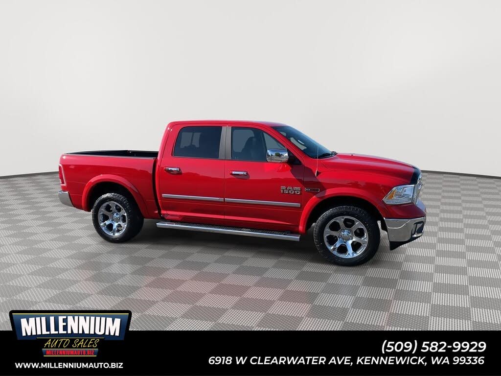 2018 RAM 1500 Laramie Crew Cab 4WD