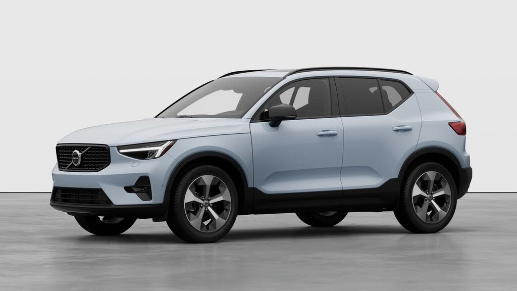 Volvo XC40 B5 Plus AWD 2026