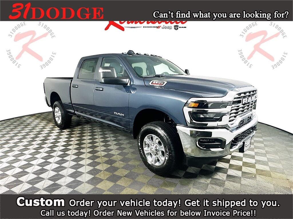2025 RAM 2500 Big Horn Crew Cab 4WD