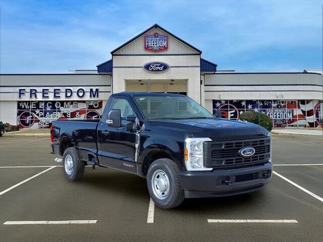 2025 Ford F-250 Super Duty XL Regular Cab LB RWD