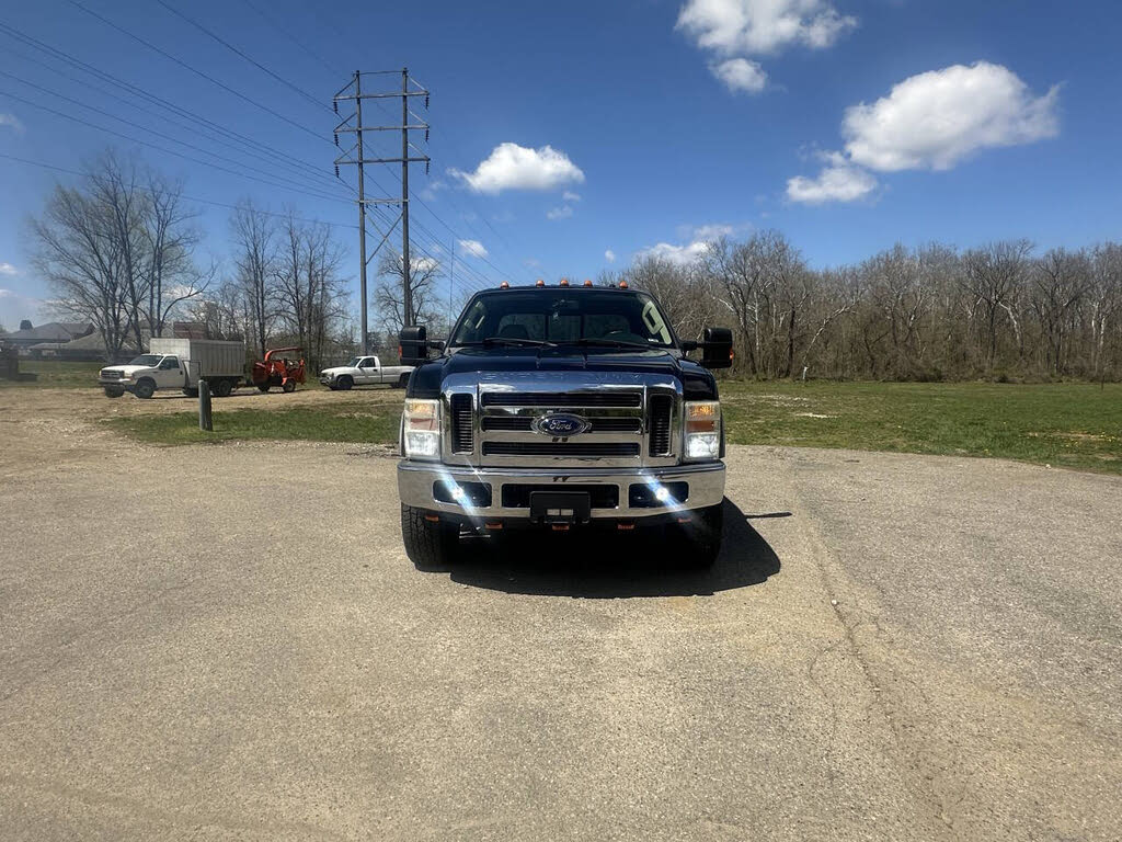 2008 Ford F-350 Super Duty Lariat Crew Cab LB 4WD