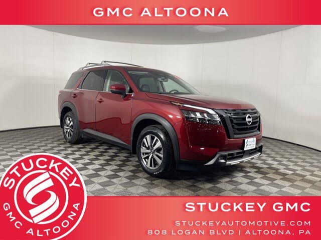 2023 Nissan Pathfinder SL 4WD