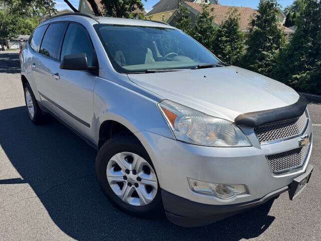 2011 Chevrolet Traverse LS AWD