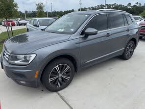Volkswagen Tiguan SEL FWD