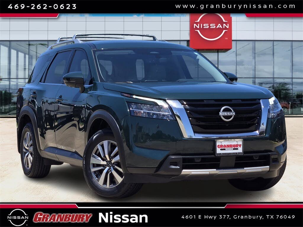 2023 Nissan Pathfinder SL 4WD