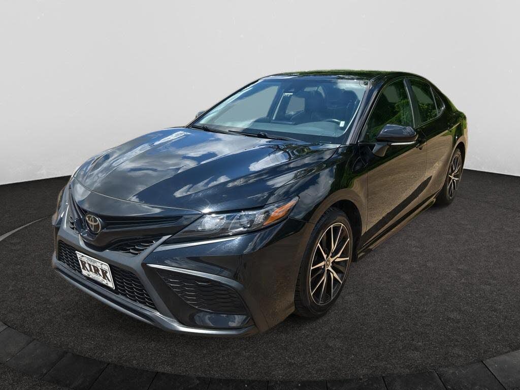 2023 Toyota Camry SE FWD