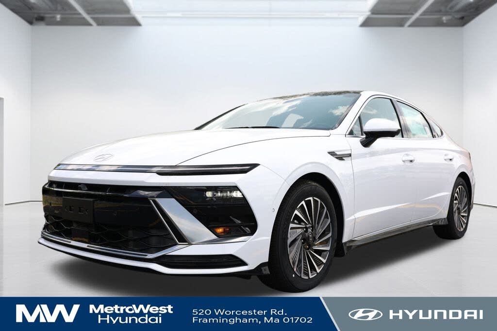 2025 Hyundai Sonata Hybrid Limited FWD