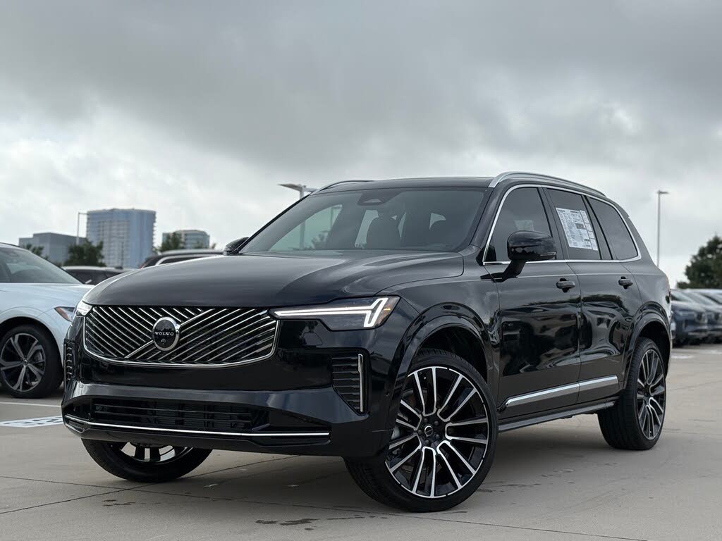 2026 Volvo XC90 B5 Plus 7-Passenger AWD