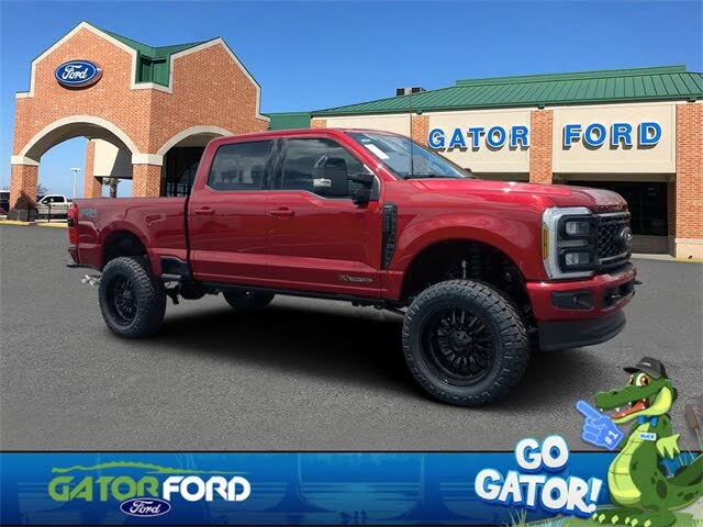 2025 Ford F-250 Super Duty Lariat Crew Cab 4WD