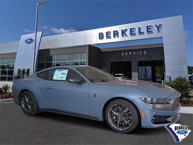 2025 Ford Mustang Dark Horse Fastback RWD