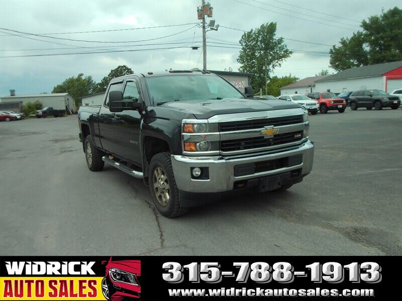 2015 Chevrolet Silverado 3500HD LT Crew Cab 4WD