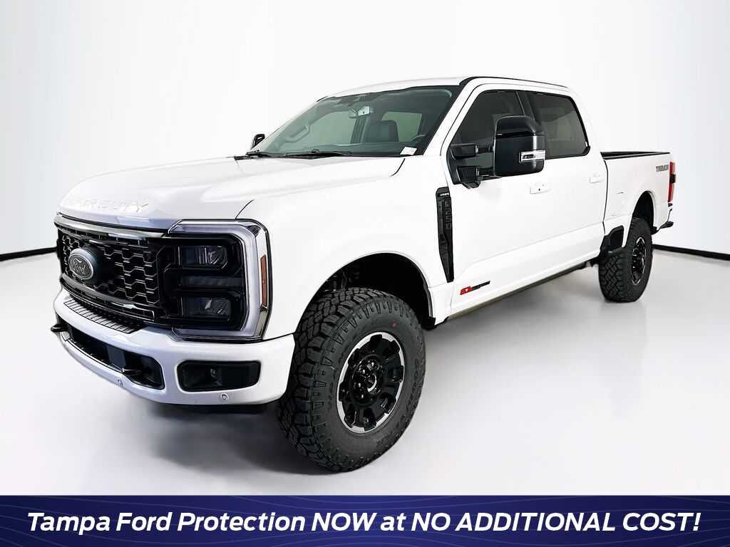 2025 Ford F-250 Super Duty Lariat Crew Cab 4WD