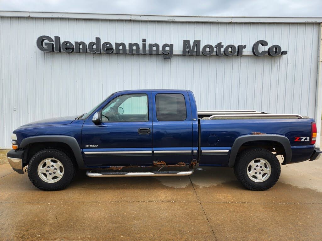 2002 Chevrolet Silverado 1500 LS Extended Cab 4WD