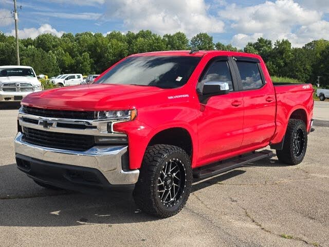 2022 Chevrolet Silverado 1500 LT Crew Cab 4WD