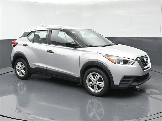 2019 Nissan Kicks S FWD