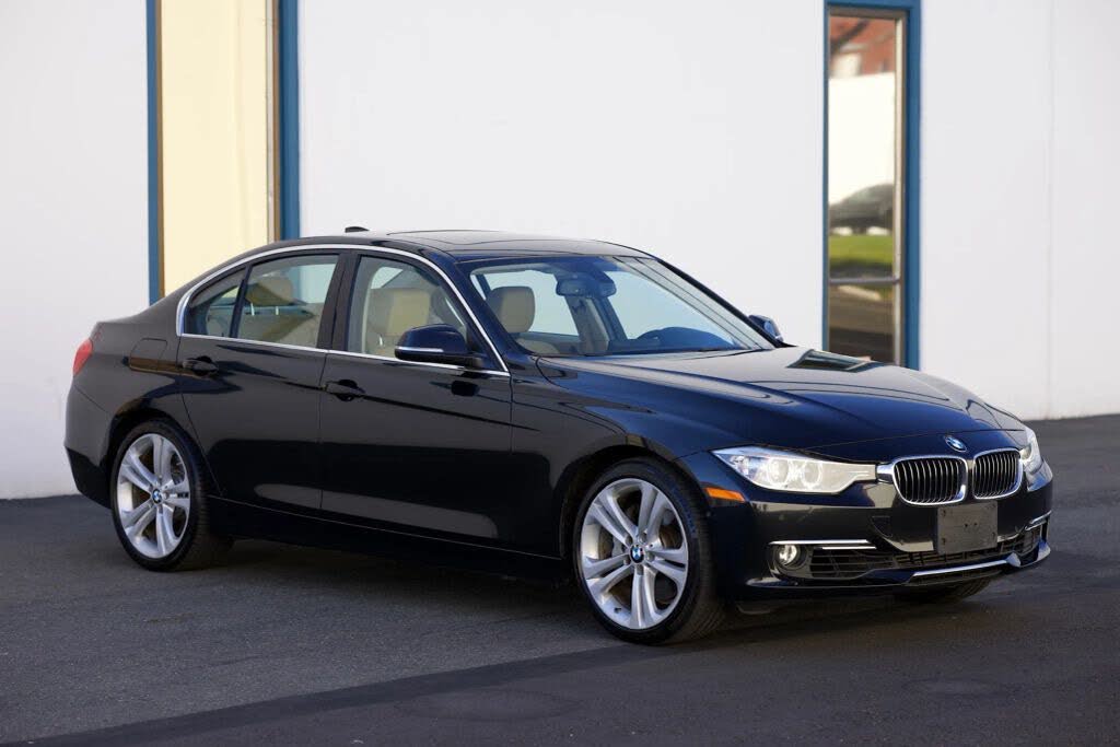2012 BMW 3 Series 335i Sedan RWD