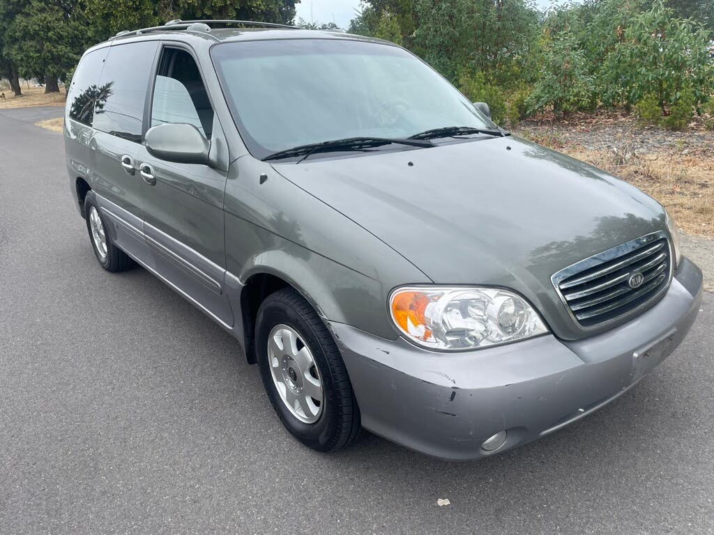 2003 Kia Sedona LX