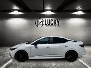 Nissan Sentra SR FWD