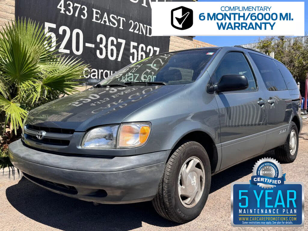 1998 Toyota Sienna 4 Dr XLE Passenger Van