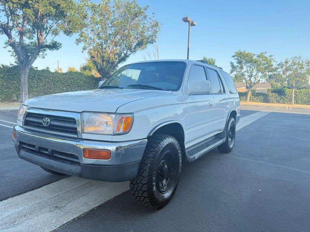 1996 Toyota 4Runner 4 Dr SR5 SUV