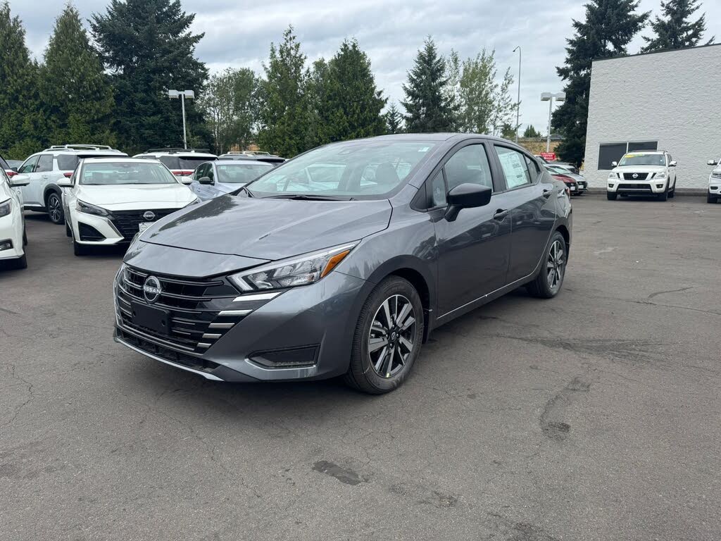 2025 Nissan Versa S FWD