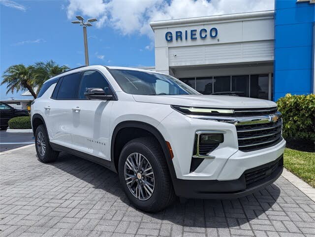 2025 Chevrolet Traverse LT FWD
