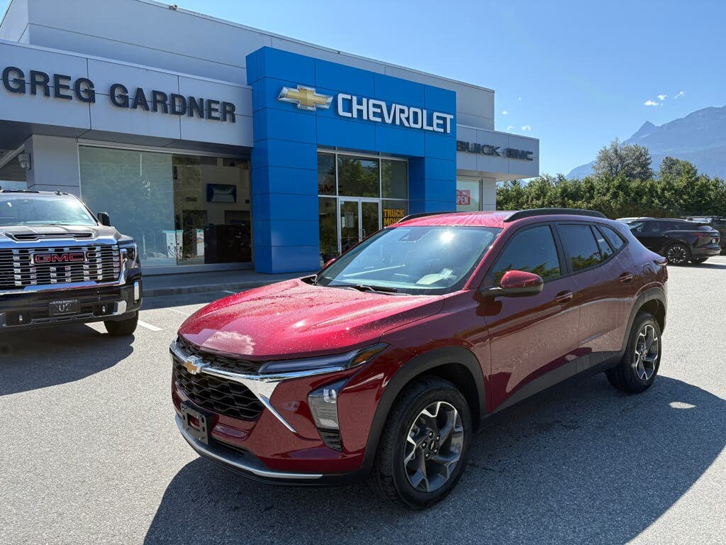 2025 Chevrolet Trax LT FWD