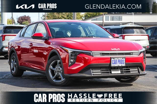 2025 Kia K4 LXS FWD