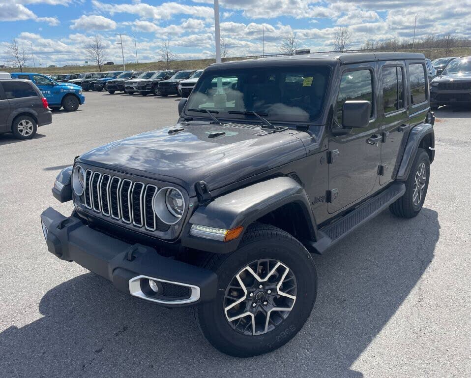 2025 Jeep Wrangler Sahara 4-Door 4WD