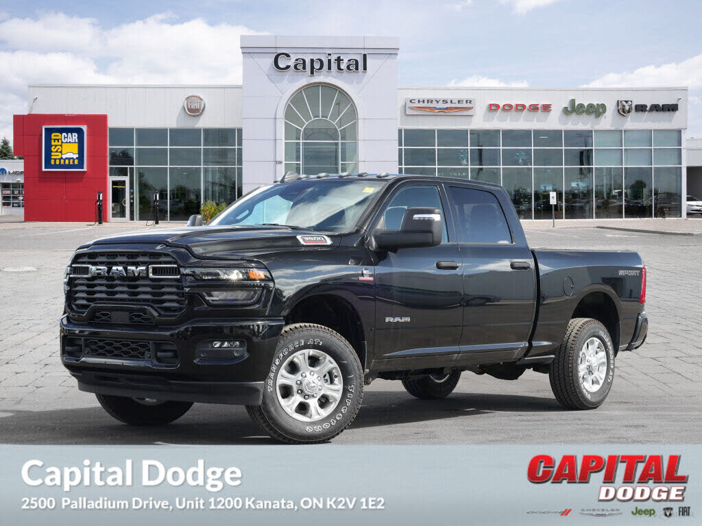 2025 RAM 3500 Big Horn Crew Cab 4WD