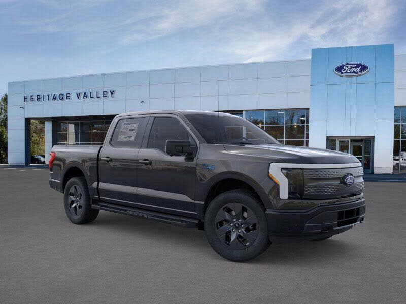 2025 Ford F-150 Lightning Flash SuperCrew AWD